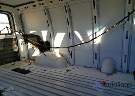 2016 Chevrolet Express G2500 from USA, damaged, VIN 1GCWGAFGXG1256473